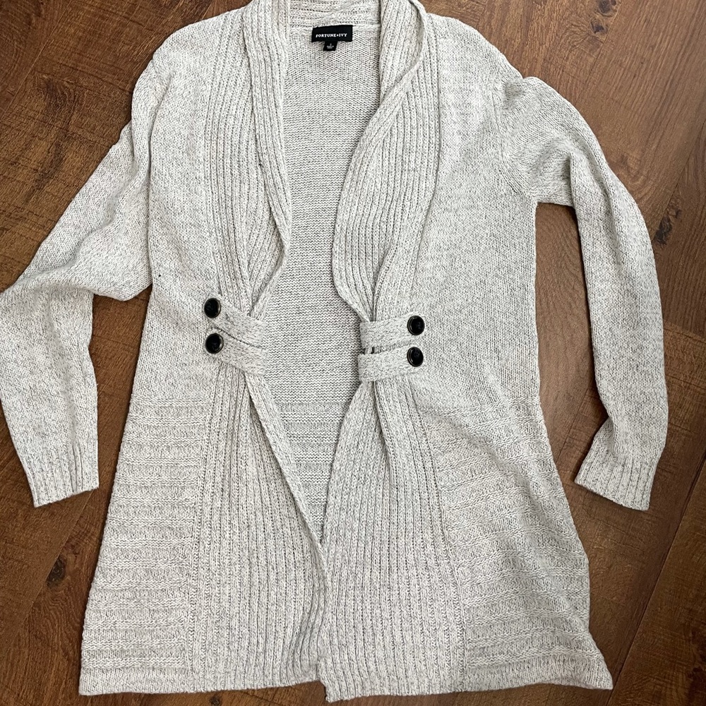 Creamy knit cardigan